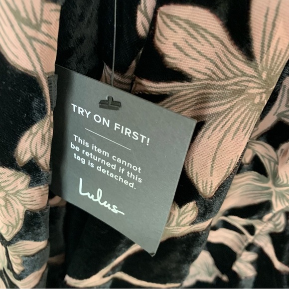 Lulus So Social Black and Mauve Burnout Velvet Floral Skater Dress NWT Size - L - Picture 9 of 11